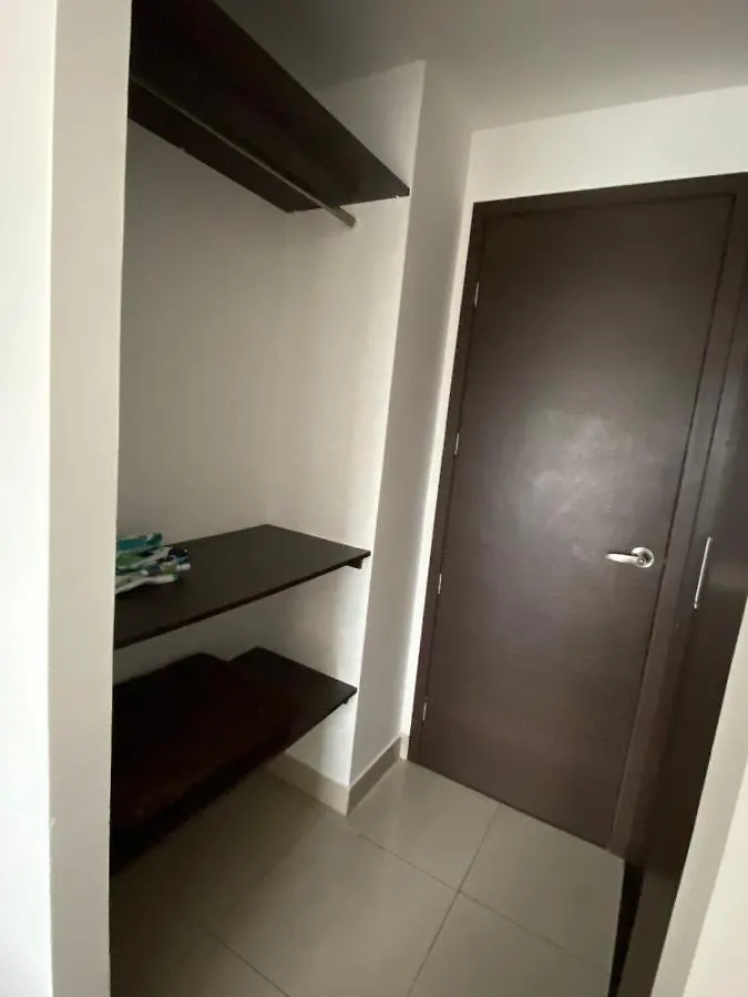 City Suite Vista A La Ciudad Guayaquil Apartamento